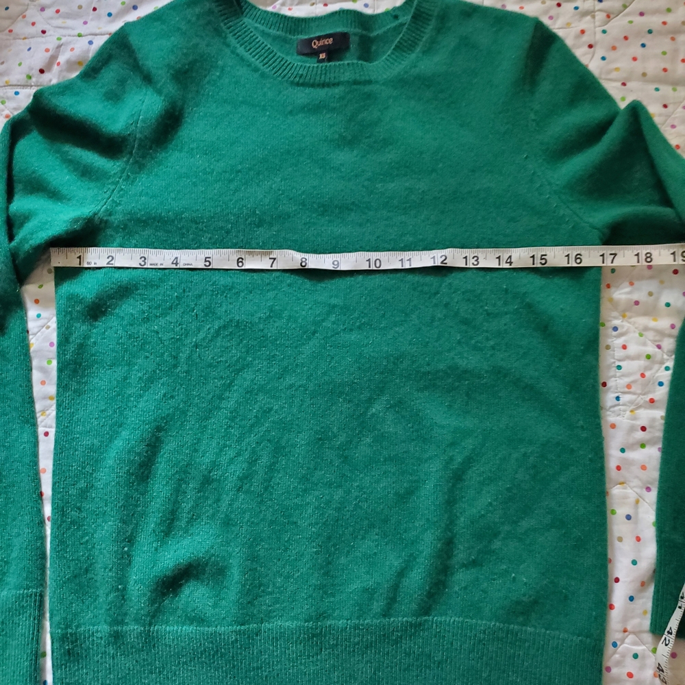 Quince Mangolian Cashmere Crewneck SweaterEverglade. - Picture 10 of 10